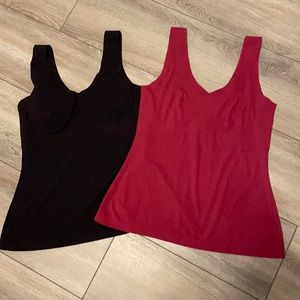 2 knix tanks. Medium